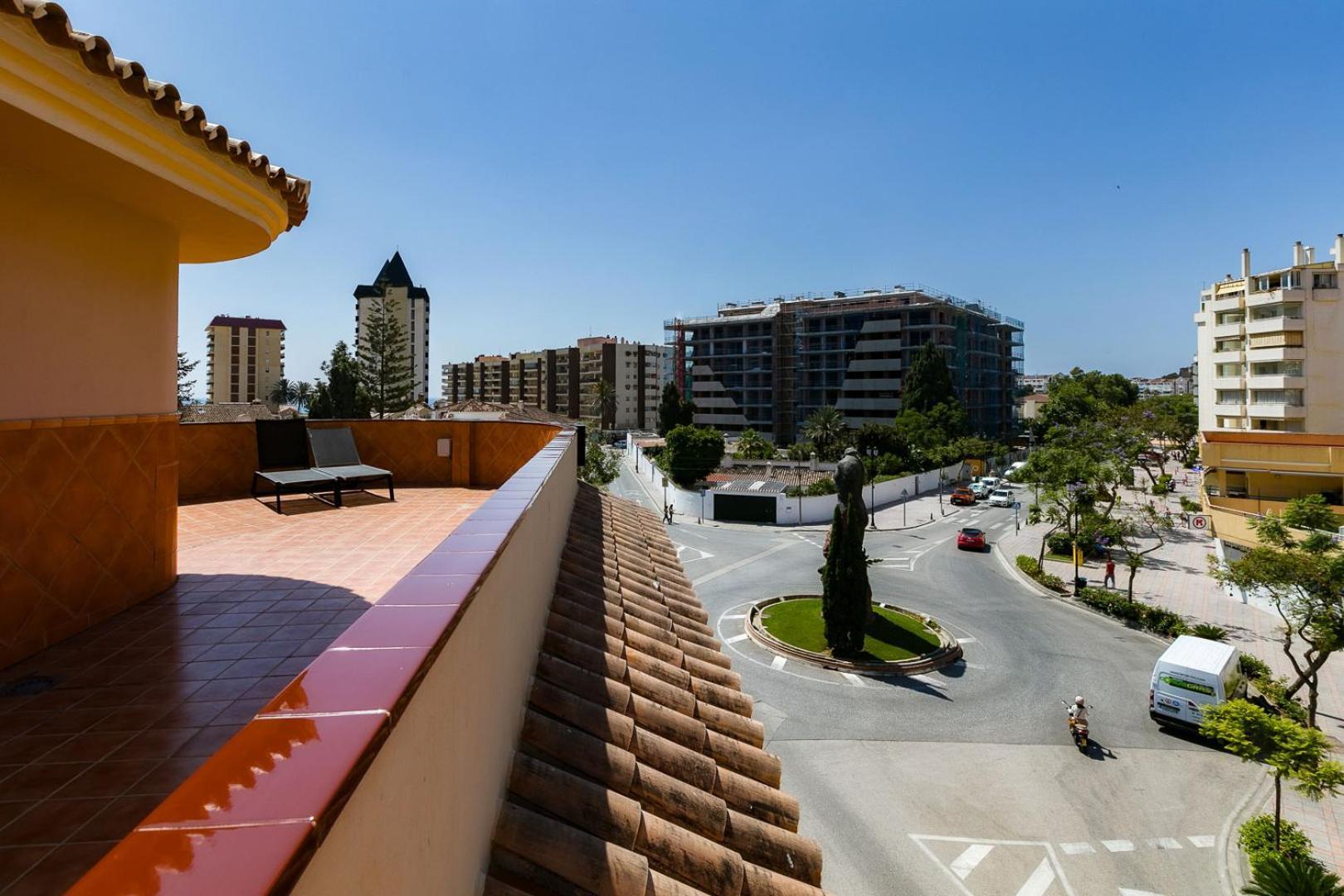 Hotel Galicia Фуeнхирола Екстериор снимка